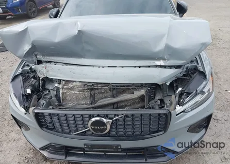 2024 Volvo S60 B5 Plus Dark Theme z USA, uszkodzony, nr VIN 7JRL12FL9RG281048